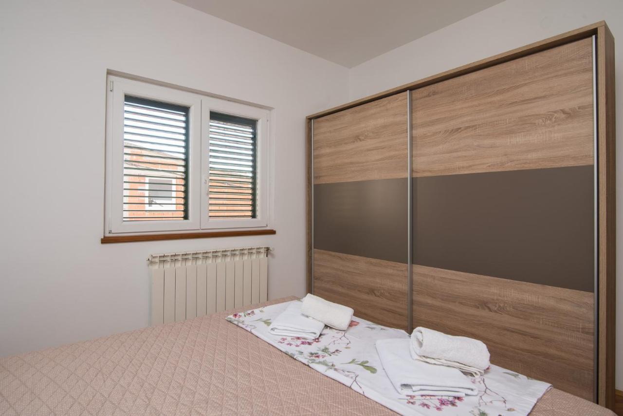 Apartman Josipa Trogir Eksteriør billede